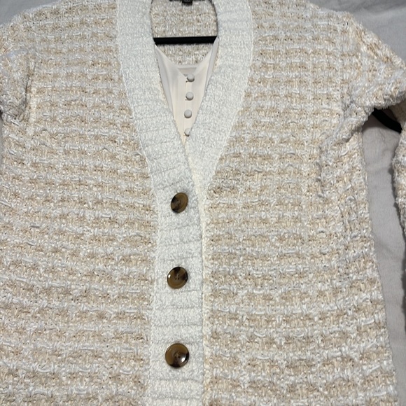 NWOT Ann Taylor Boyfriend Cardigan - size small - Picture 3 of 8